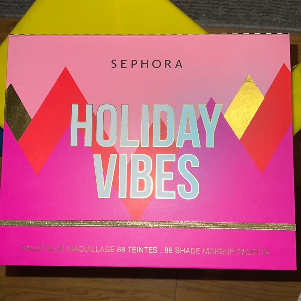 Eyeshadow/lip palette